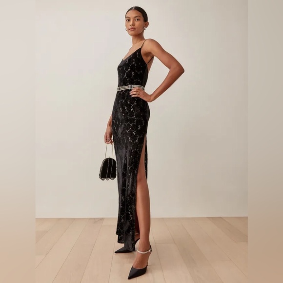 NWT Reformation Symphony Velvet Dress Black Size M - Picture 2 of 7